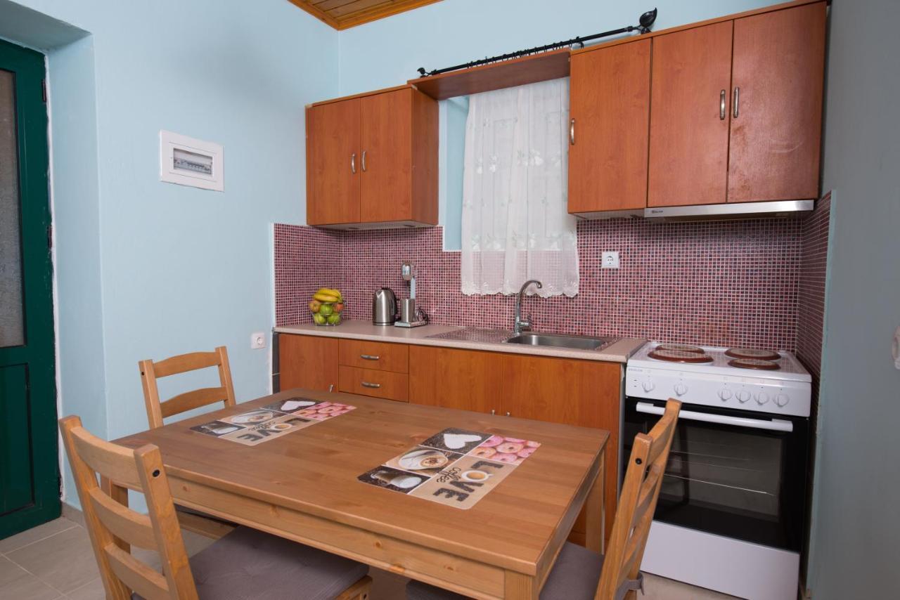 Πέτρινο Σπίτι Hotel Lazaráta Buitenkant foto